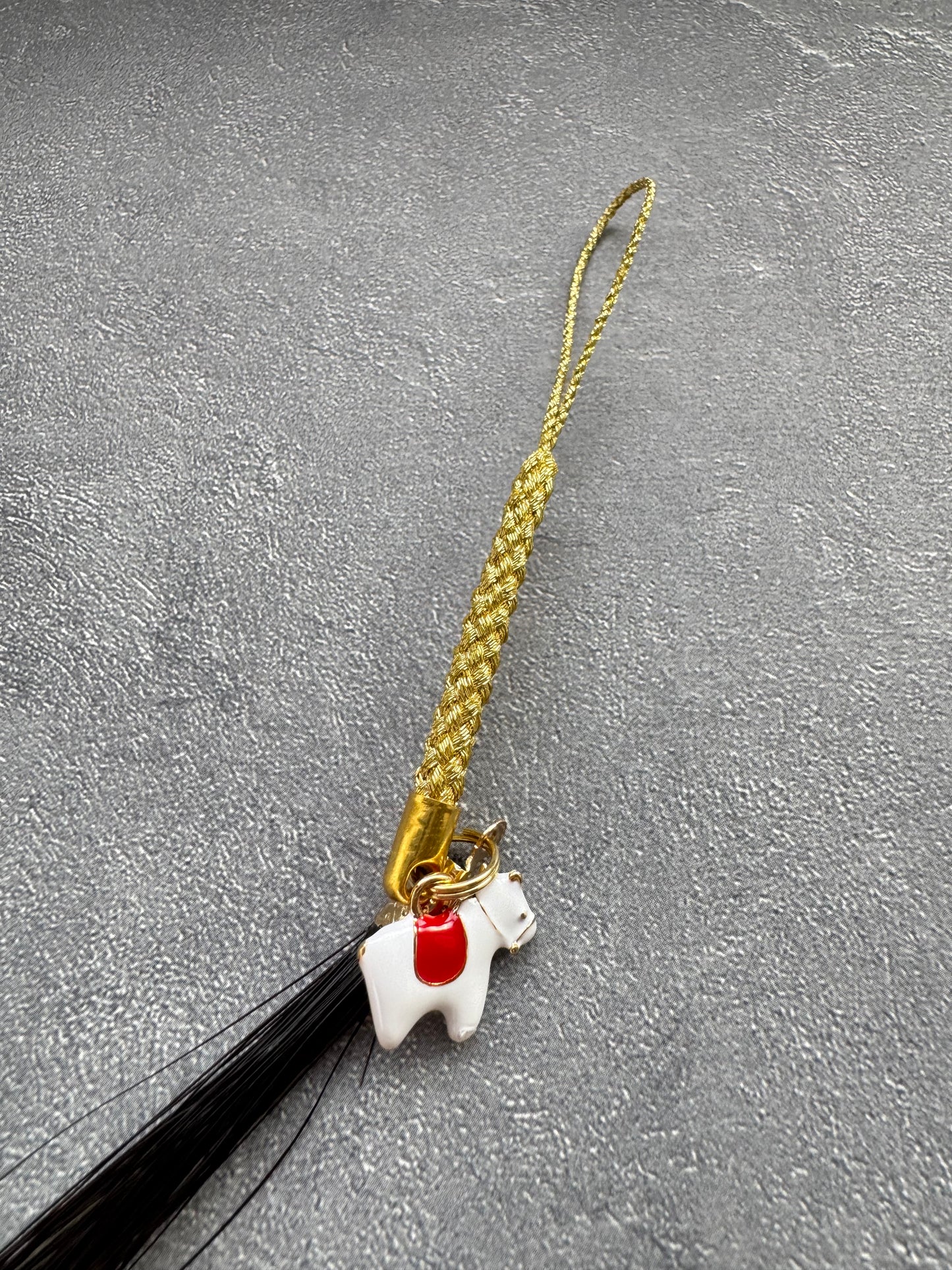 【残り6個】お守り風しっぽストラップ